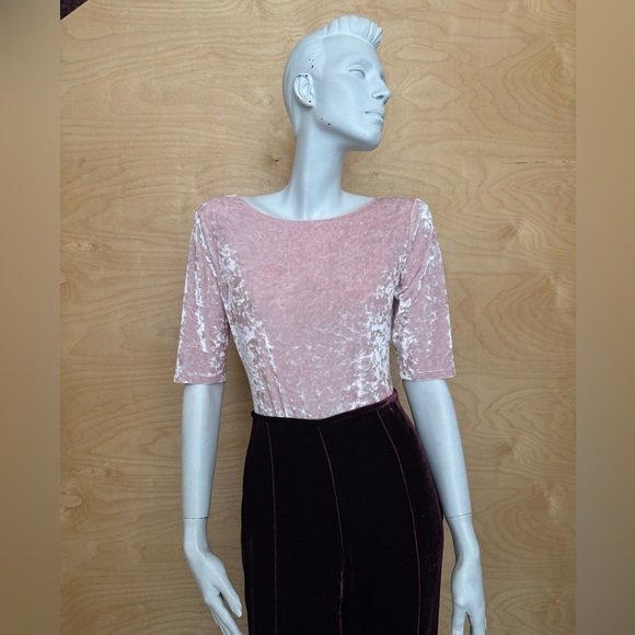 Pink Velvet bodysuit by Hanky Panky - Picture 4 of 9